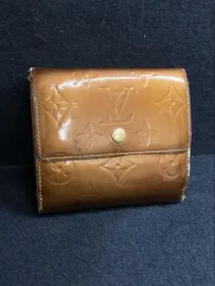 ルイヴィトン 財布 ヴェルニ ブラウン