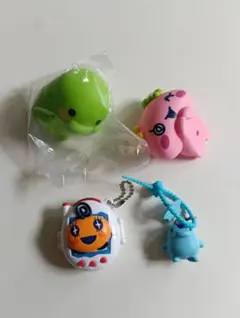 たまごっち ミニチュアチャーム 　4個セット
