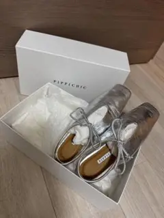 美品　PIPPICHIC AMBER COCO シルバー フラットシューズ