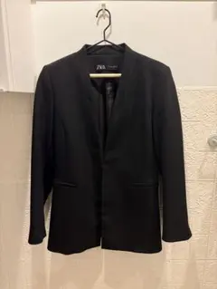✨極美品　ZARA ノーカラーブラックジャケット✨