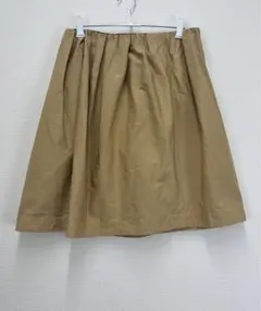 Te chichi ベージュ系　軽やか生地 膝丈スカート　M【中古】D76のサムネイル