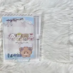 ♡Mikko トレカケース　推し 缶バッジケース　缶バッジカバー ラテ