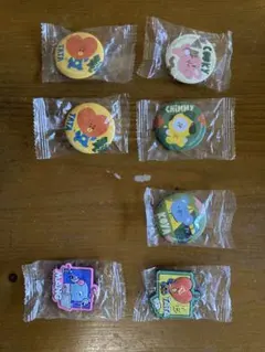 BT21 くら寿司 オリジナル缶バッジ&オリジナルラバーマスコット