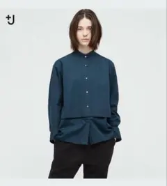 濃灰色　スタンドカラー 長袖シャツ