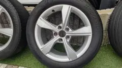 アウディ純正　17インチ　タイヤホイールセットのサムネイル