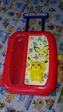 ピカチュウ　キャリーバッグ