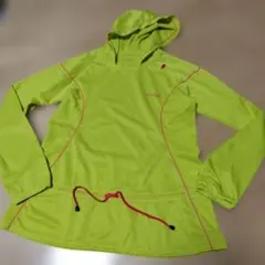 【美品】saucony 長袖トップス　Lサイズ スポーツウェア