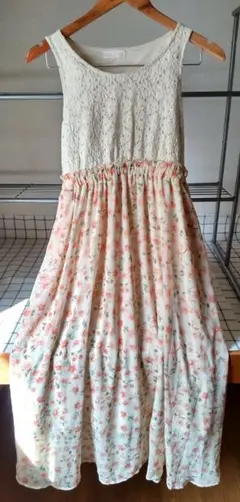 E hyphen world gallery　花柄　ロングワンピース