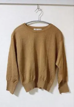 ラメ入りニット