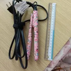 ストレートヘアアイロン　ピンク色