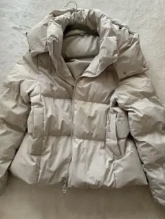 GU ウォームパデッドブルゾン アイボリー