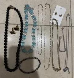 ◎A10 遺品整理 アクセサリー まとめ 指輪 ネックレス 昭和レトロ 断捨