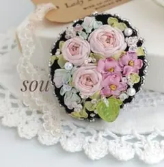 リボン刺繍　刺繍ブローチ　ローズガーデン