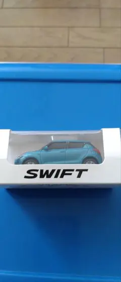 スズキ スイフト 青 ミニカー 箱入り