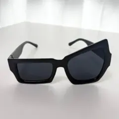 天涯孤独の民　サングラス　天涯孤独　ラッパー　　ラップ　ピラフ星人　y2k 韓国