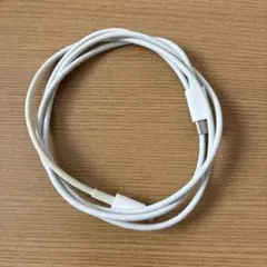 ホワイト 充電ケーブル 標準的な長さ