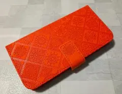 浮き彫り調 Galaxy S23 SC-51D 手帳型ケース アラベスク 橙色