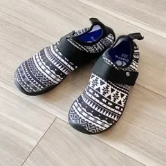 Item thumbnail for item f5eb2bc2-f88e-4842-9d10-4f718864c200