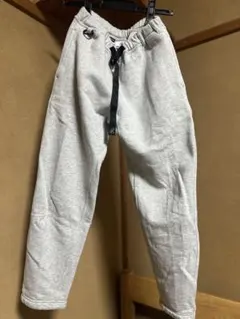 スエットパンツ