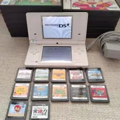 ニンテンドーDS 本体とゲームソフト12本セット