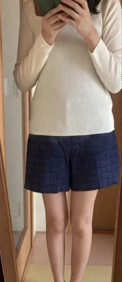 新品未使用　アンタイトル　ワールド　スクエア柄ショートパンツ　ネイビー　M