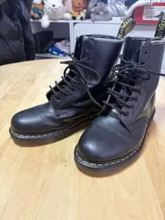 Dr. Martens 8ホール ブーツ ブラック 26cmのサムネイル