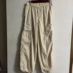 UNIQLO イージーカーゴパンツ Sサイズ　ナチュラル　ユニクロ