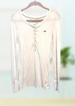 Hollister ホリスター リブ長袖トップス ヘンリーネック レディース