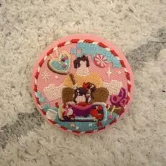 ディズニー　刺繍缶バッチ　食玩　缶バッチ