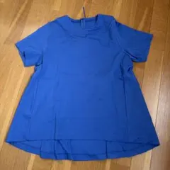 UNFILO　BEAUTY FORM-T バックフレアTシャツのサムネイル