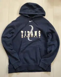NIKE/ナイキ/プルオーバーフーディ/パーカー/カレッジ系ロゴ