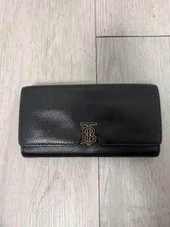 BURBERRY(バーバリー)長財布 TB コンチネンタルウォレットのサムネイル