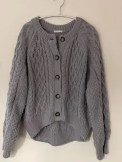 青 カーディガン