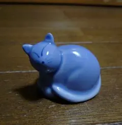 猫の置物 陶器製 青色 インテリア