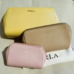 FURLA 3点セットポーチ