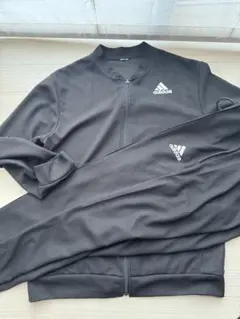 アディダストレーニングウェア4から6点セット勤労感謝値下げ‼️