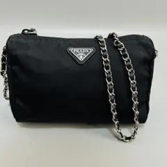 PRADA プラダ チェーン ショルダーバッグ カメラバッグ 三角プレート　黒色