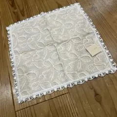 JILLSTUART アイボリー刺繍ハンカチ