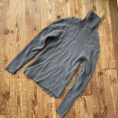 グレー リブ編み タートルネック　綿混　ハイネック