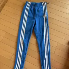 早く処分したい為値下げしました。adidas ストライプパンツ 青