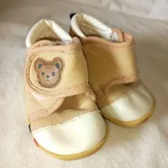 履きやすい　美品　クリーニング済　12.0 ベージュ ファーストシューズ