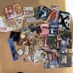 ワンピース 旧グッズまとめ売り フィギュア シール ストラップ