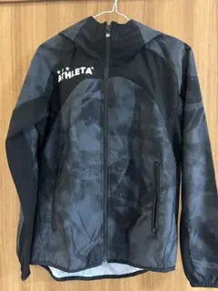 ATHLETA 迷彩柄 フード付きジャケット
