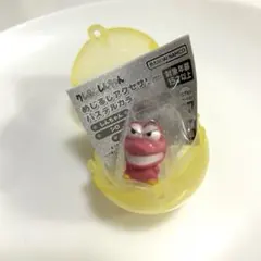 めじるしアクセサリー　クレヨンしんちゃん　ワニ山さん　ガチャガチャ　バンダイ