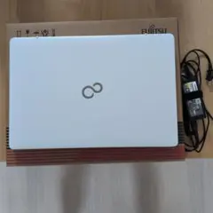 富士通 LIFEBOOK AH50/E3 FMVA50E3W 本体 - メルカリ