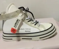 Noubel Voug Relax（ヌーベルヴォーグの ハイカットスニーカー美品のサムネイル