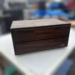 Item thumbnail for item 806512de-e5c7-468b-bdb5-de7714014c1b