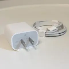 Apple純正 20W USB-C電源アダプタ ＆ 充電ケーブル