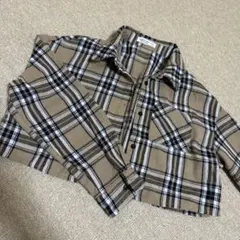 チェックシャツ