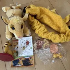 ディズニー　ライオンキング シンバ　ないしょとーく　アクスタ　ガチャガチャ